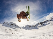 开云官方app入口-迪亚斯刷新纪录，厄瓜多尔淘汰赛过关佛罗伦萨，南美新星的欧洲崛起之路