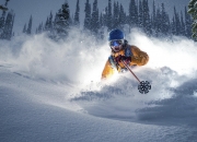 开云体育下载-欧冠半决赛之夜，西亚卡姆彻底打爆防线